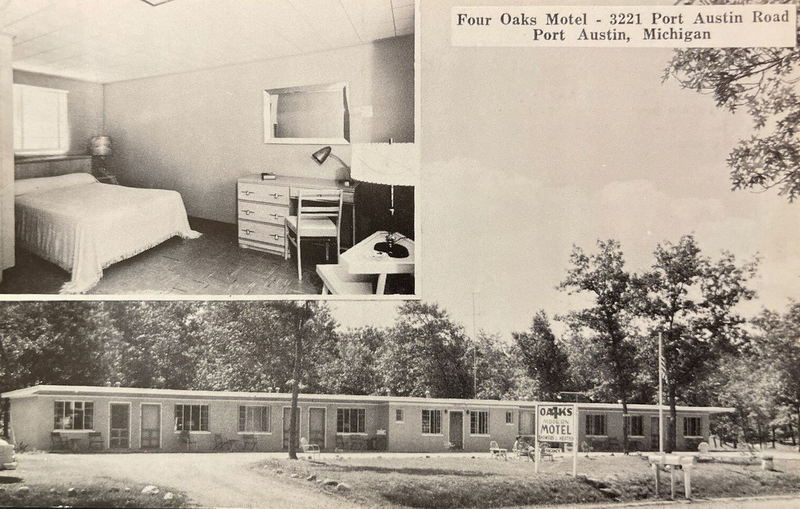 Oak Beach Resort (Four Oaks Motel) - Vintage Postcard (newer photo)
